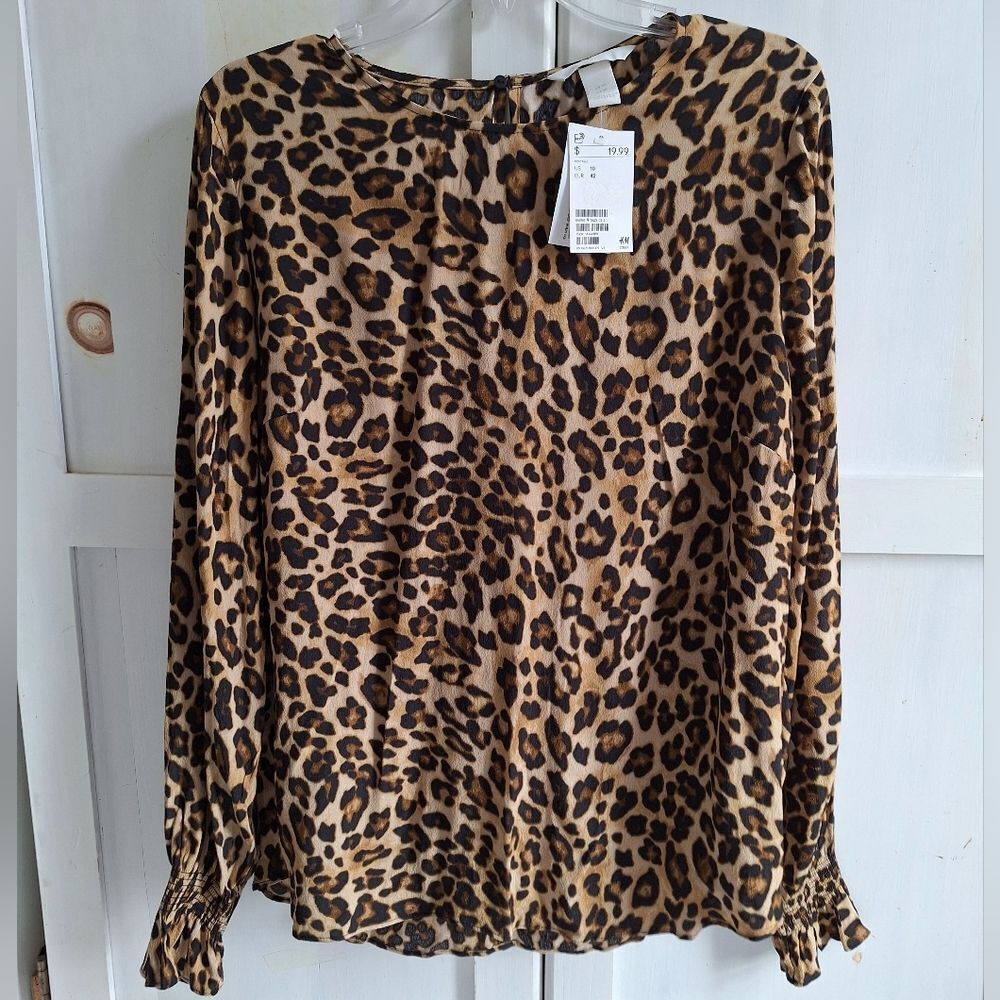 NWT H&M SZ 10 Leopard Print Top